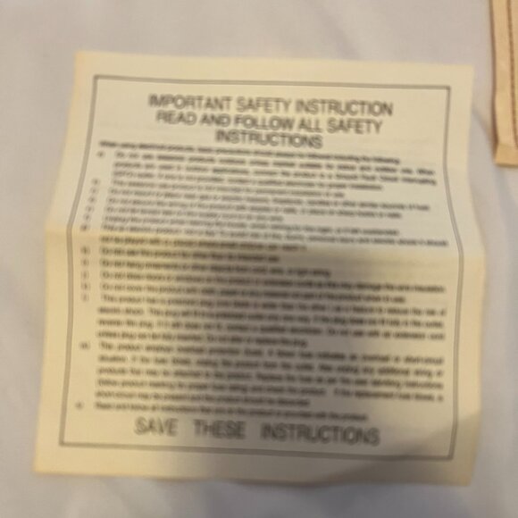 Lefton Limited Edition 1999 Old Mackinac Point Lighted Lighthouse – Original Box - Picture 10 of 15